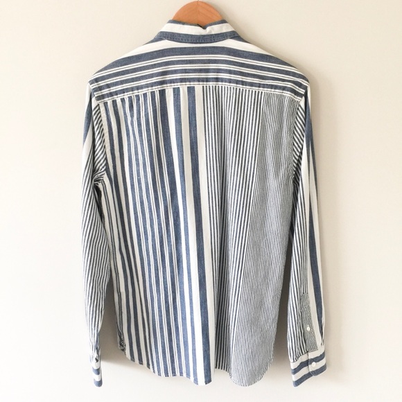 Levi's | Stripe Button Down - Picture 3 of 5